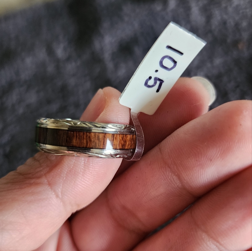 Larson Jewelers Titanium Men's Rings w/Wood Inlay - Picture 11 of 16